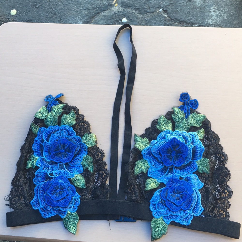 Choker bralette